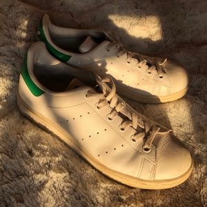 Classic White Stan Smith Sneakers ✨